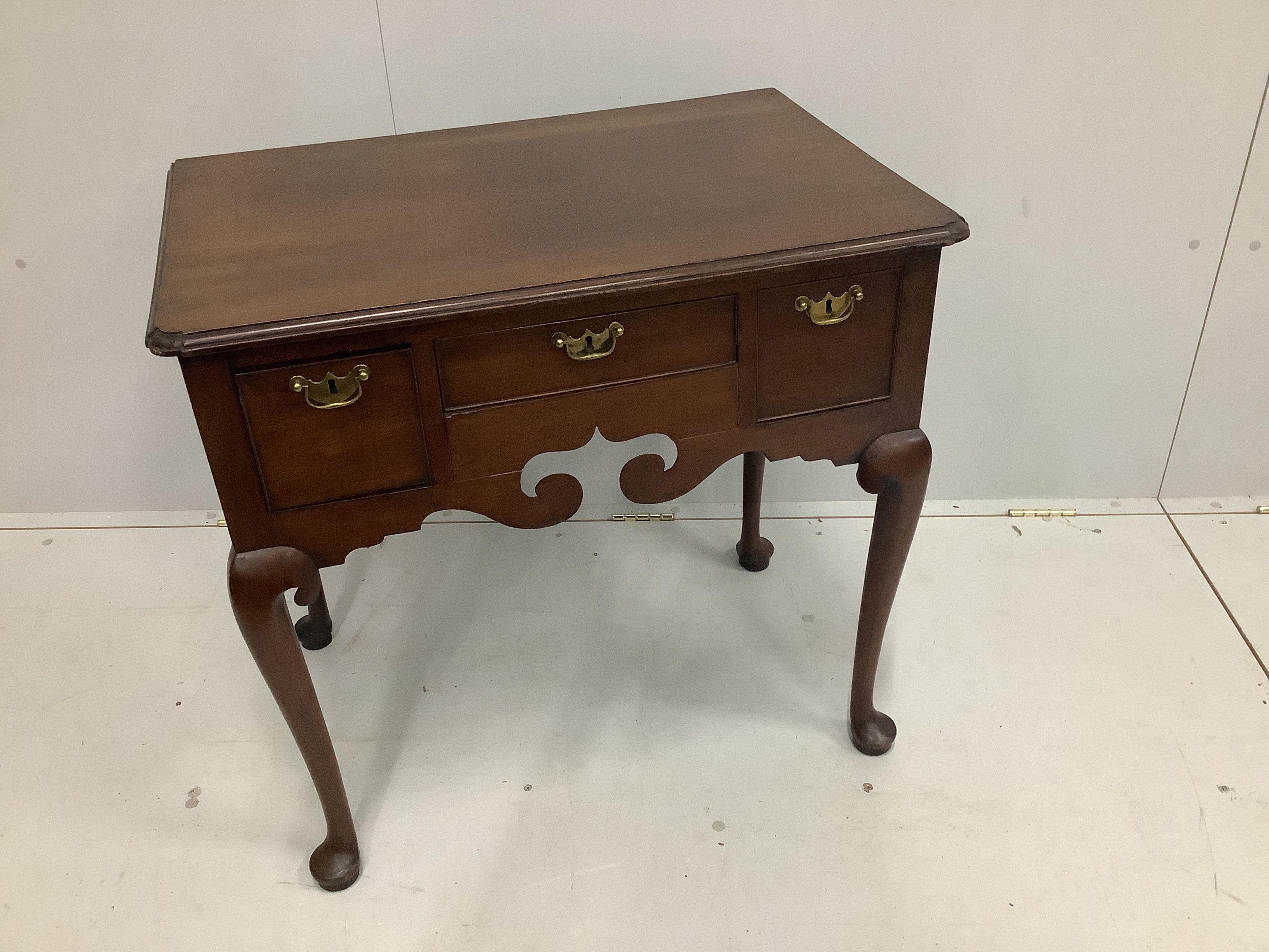 A George III mahogany lowboy, width 77cm, depth 51cm, height 74cm